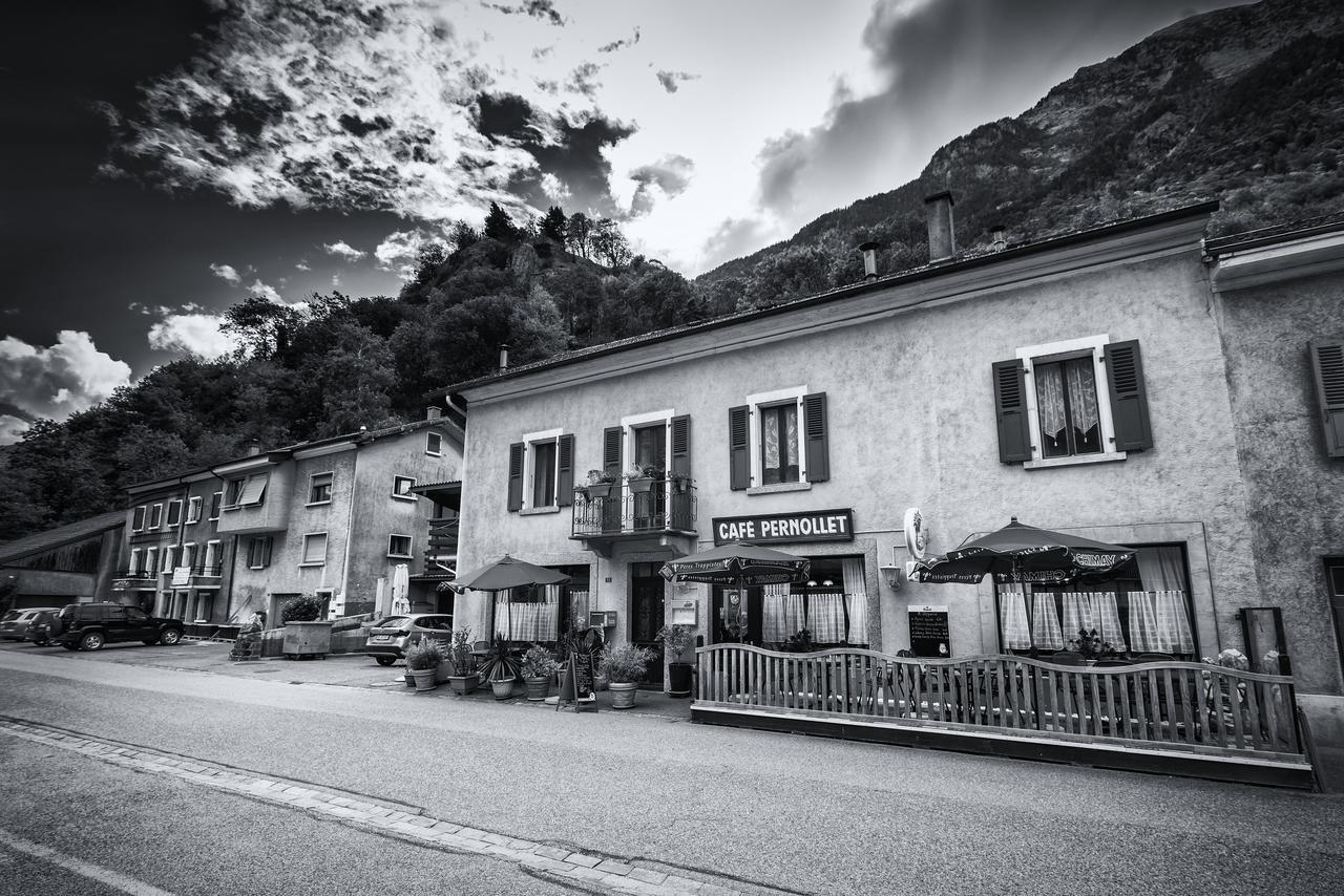 B&B Restaurant Le Pernollet Evionnaz Kültér fotó